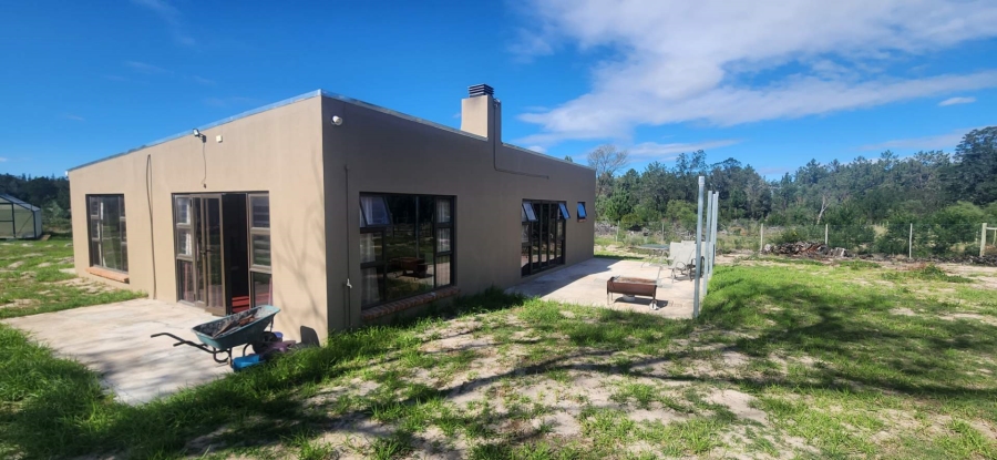 2 Bedroom Property for Sale in Albertinia Western Cape